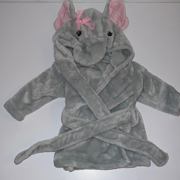 Elephant bathrobe 0-9M - Picture 1 of 1